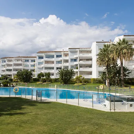 Primera Linea De Playa En Puerto Banus 아파트 마르베야