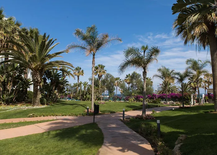 아파트 Primera Linea De Playa En Puerto Banus